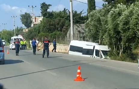 Vodhi minibusin dhe tentoi të arratisej, autori në Turqi aksidentohet për vdekje pak minuta më pas (VIDEO)