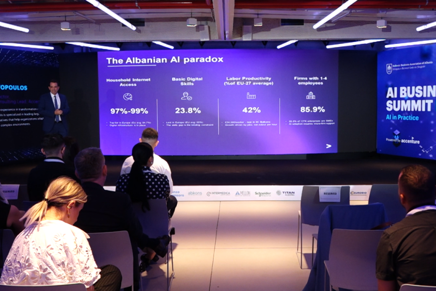 Samiti i “Accenture Greqi” në Tiranë: Si inteligjenca artificiale po transformon bizneset