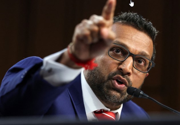 FBI shkarkon 5 analistë, të lidhur me memorandumin ‘Ideologjia katolike’