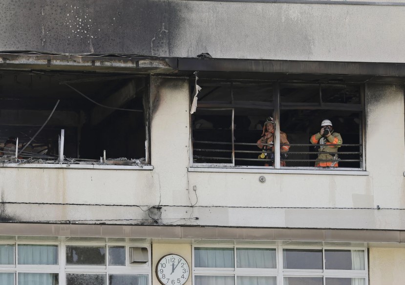 10 të plagosur dhe qindra të evakuuar pas zjarrit që shpërtheu në një shkollë fillore në Tokio