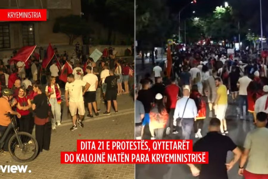 Protestuesit qëndrojnë në shesh, pritet ta gdhijnë para Kryeministrisë. Marshime edhe në rrugët e Tiranës