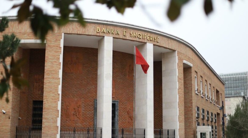 Kuvendi kërkon më shumë kontroll mbi kreditimin e bankave, cilat çështje u shqyrtuan