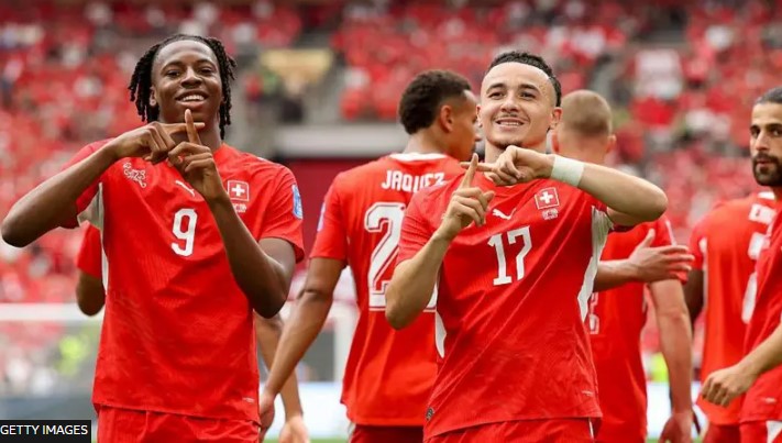 Zvicra mposht Kanadanë 2-1, kualifikohet si kryesuese e Grupit B