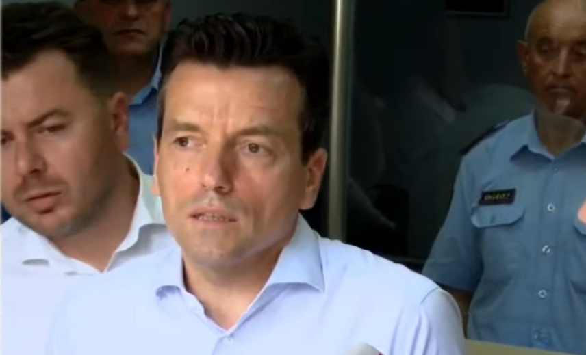 “Shoqërohen 6 protestues”, Agron Shehaj: U dhunuan hapur përpara kamerave