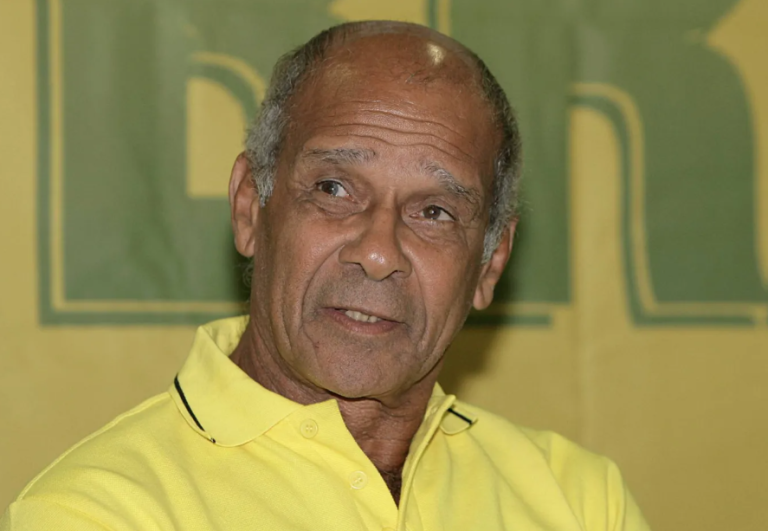 Ndihmoi Brazilin të fitonte Kupën e Botës në 1970, ndërron jetë në moshën 86-vjeçare Brito