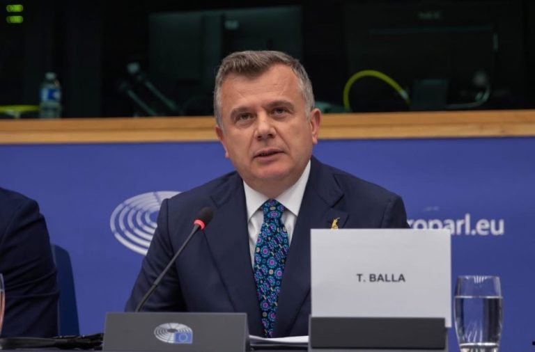 Balla në PE: Zona e investimit në Zvërnec nuk ka lidhje me deltën e Vjosës