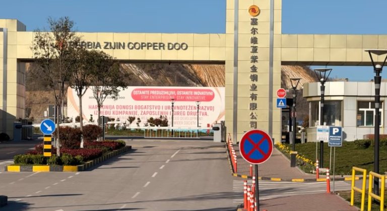 SHBA-ja ndalon importin e dërgesave të kompanisë kineze në Serbi