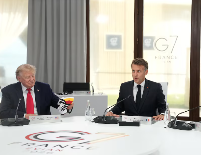 Rivendosja e sanksioneve ruse për naftën, Trump jep detaje se kur mund të ndodhë