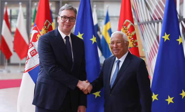 Kosta me Vuçiç: Dialogu Kosovë-Serbi dhe marrëveshja e Ohrit, jetike për sigurinë e rajonit
