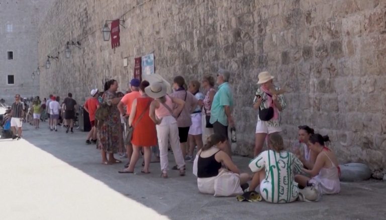 Spanja nën pushtetin e të nxehtit, temperaturat arrijnë 45°C