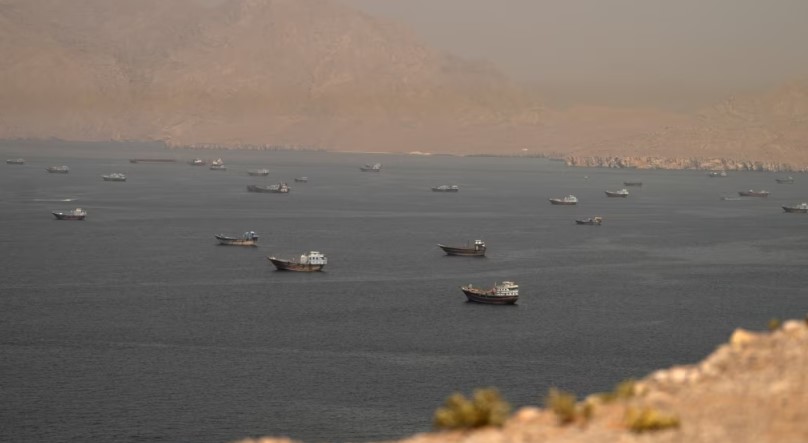 Rriten dërgesat e naftës përmes Ngushticës së Hormuzit pas marrëveshjes SHBA-Iran