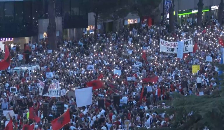 35-vjetori i PS dhe protesta, policia publikon planin e masave: Rrugët që bllokohen që nga ora 16:00