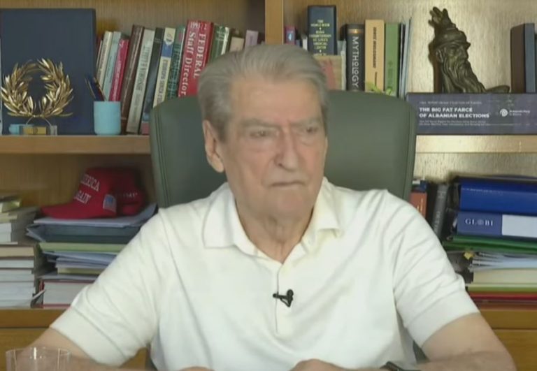 “Rama n’burg, Berisha n’burg”, Berisha komenton thirrjet ndaj tij në protestë: Janë mjeranë