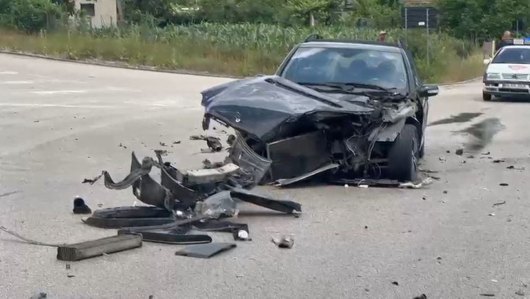 Aksident me një të plagosur në aksin rrugor Pogradec-Qukës