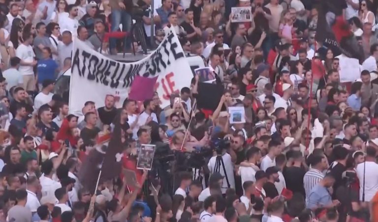 Protestuesit thërrasin tubim mbarëkombëtar më 10 qershor në Tiranë