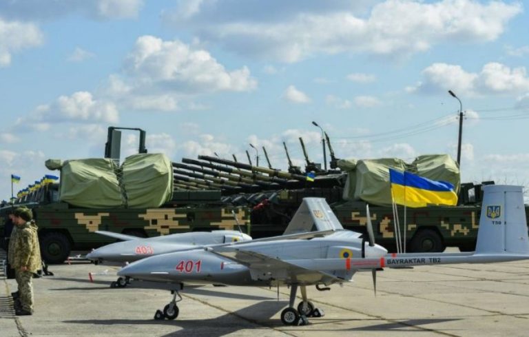 Ukraina godet infrastrukturën ushtarake ruse në Krime me dronë dhe raketa