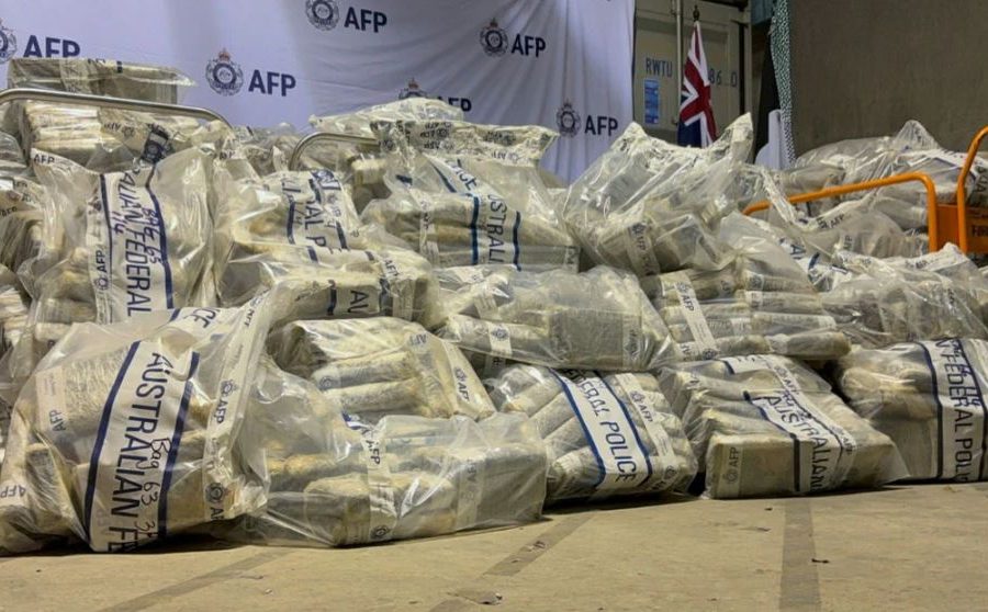Australi, kapet sasia rekord prej 2.7 tonë kokainë (VIDEO)