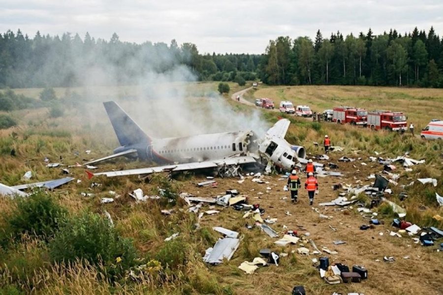 Rrëzohet një avion në Francë, humbin jetën 11 persona