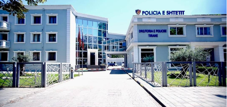 I akuzuar si pjesë e grupit të Luçiano Kuçekut, vetëdorëzohet në polici Erjon Rama