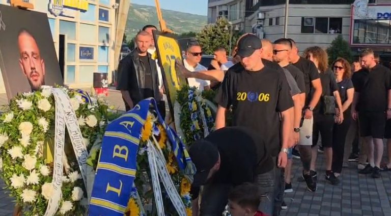 Humbi jetën në aksident, mbahen homazhe për futbollistin Fatjon Bunjaku (VIDEO)