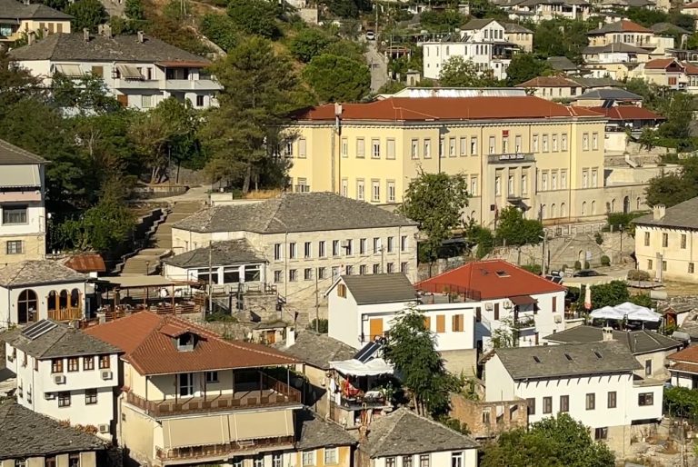 Gjirokastër, zjarret e qëllimshme gjatë verës problematikë për dëmet në pyje-kullota