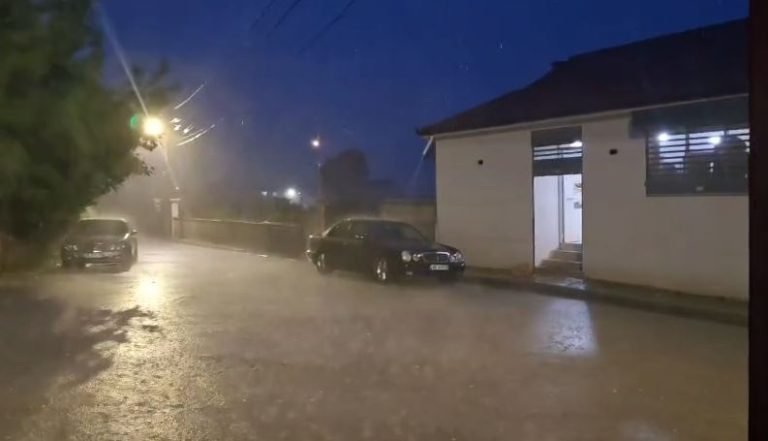 Stuhia e shiut përfshin juglindjen e vendit (VIDEO)
