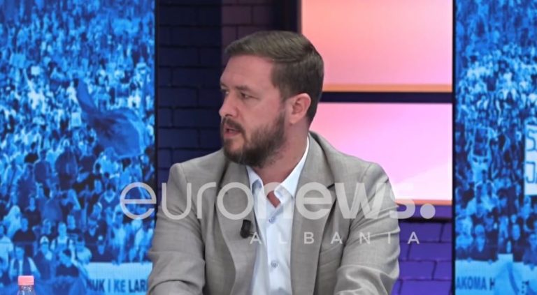 “PD të mos flasë në emër të protestës”, Malaj: Partitë politike janë të fundit që duhet të flasin