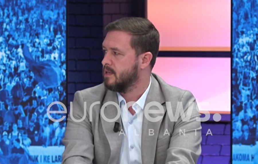 “PD të mos flasë në emër të protestës”, Malaj: Partitë politike janë të fundit që duhet të flasin
