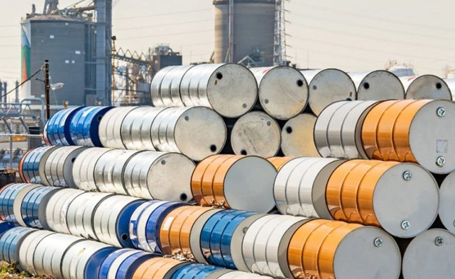 Nafta bie sërish, Brent nën 82 dollarë në pritje të kushteve të marrëveshjes Uashington-Teheran