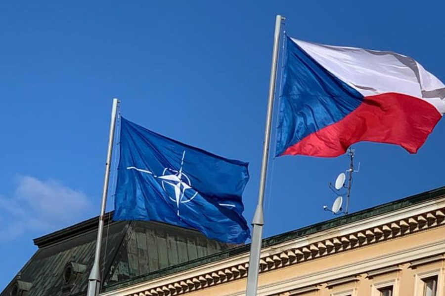 Kryeministri Babis: Çekia nuk do të arrijë përsëri objektivin e shpenzimeve të mbrojtjes të NATO-s këtë vit