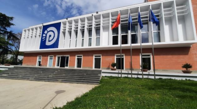 Të rinjtë e PD-së thirrje qytetarëve: Të bashkohemi në protestë çdo ditë për familjen dhe kombin