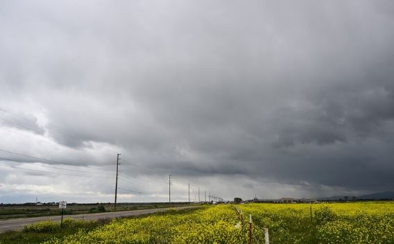 80 milionë njerëz nën alarm për stuhi të forta në të gjithë Bregun Lindor të SHBA-së