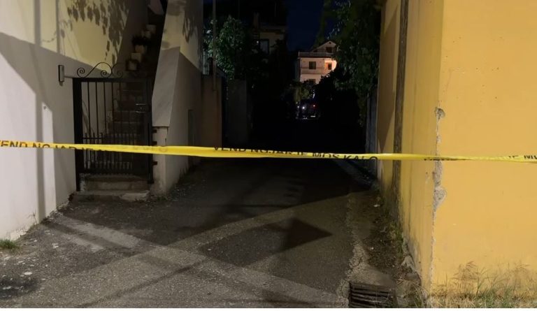Të shtëna me armë zjarri në Shkodër, policia rrethon zonën