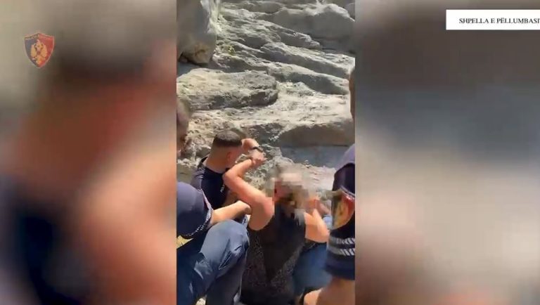 Policia shpëton dy turiste holandeze të bllokuara në Shpellën e Pëllumbasit (VIDEO)