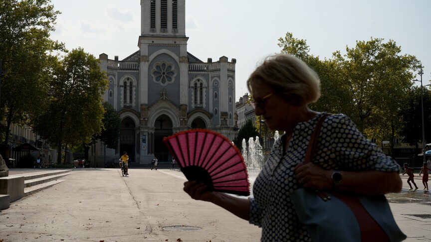 Valë e re e të nxehtit, sa do të shënojnë temperaturat në Francë