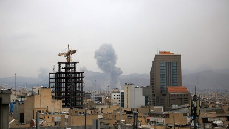 Sulmet izraelite në Iran, plagosen 15 persona