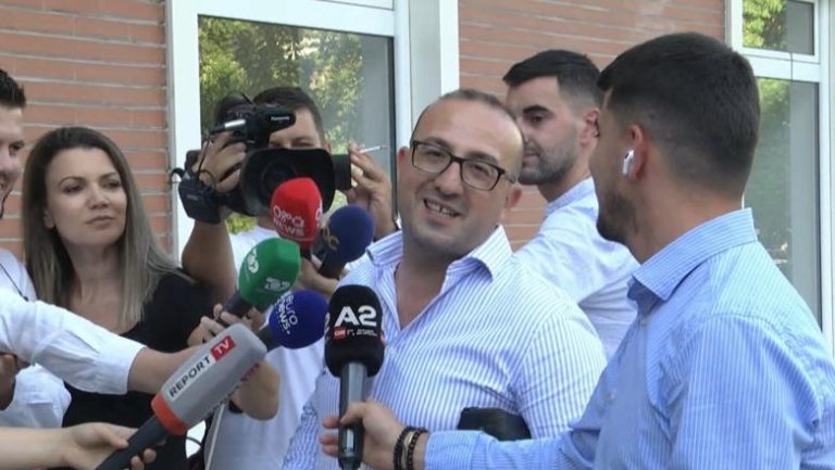 Korreshi flet për gazetarët për garën përballë Nokës si Sekretari i Përgjithshëm: Vendimin e mora sot