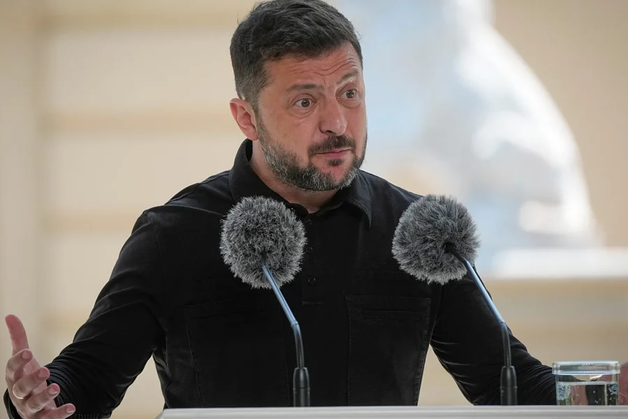 Zelenskyy paralajmëron sulm “masiv” rus brenda 48 orëve, teksa përgatitet të takohet me Trump