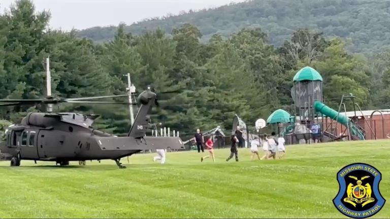 Përmbytjet në Misuri, 200 persona të një kampi veror transportohen me helikopter në vende të sigurta