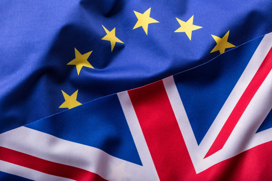 Britania dhe Bashkimi Evropian nënshkruajnë zyrtarisht një traktat për Gjibraltarin