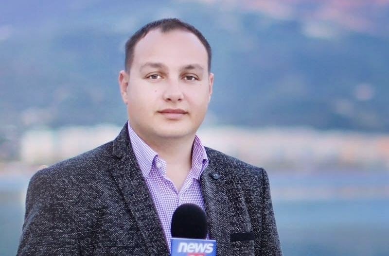 Aksident i rëndë në Vlorë, humb jetën gazetari Enrik Mehmeti