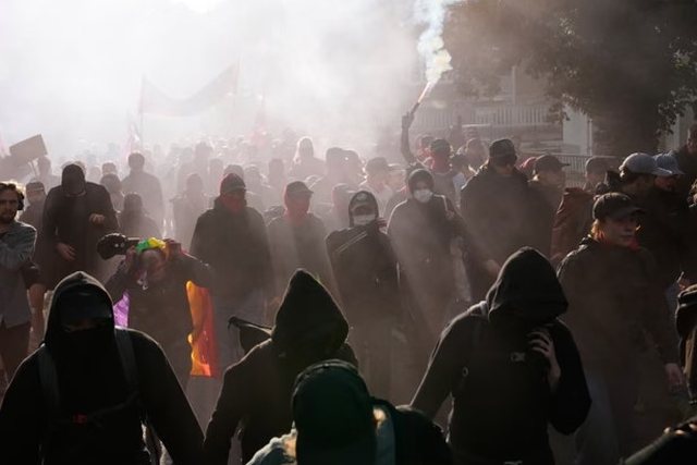 Protestat përfshijnë Gjermaninë plot tensione, kundra ekstremit të djathtë,! Çfarë dimë dei tani