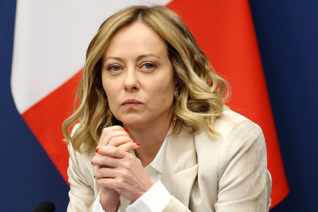 Goditja e dytë brenda pak muajsh për Giorgia Meloni