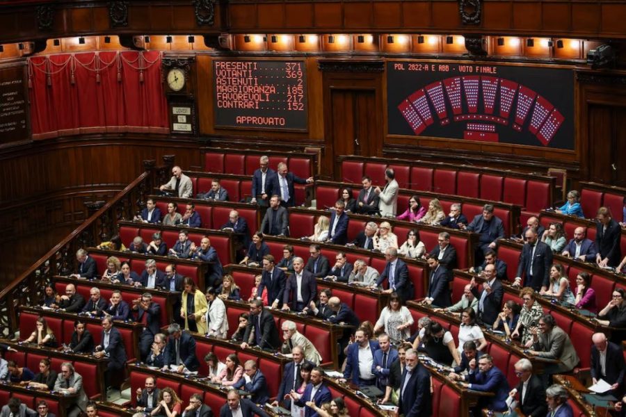Parlamenti italian miraton reformën zgjedhore të kontestuar të Melonit