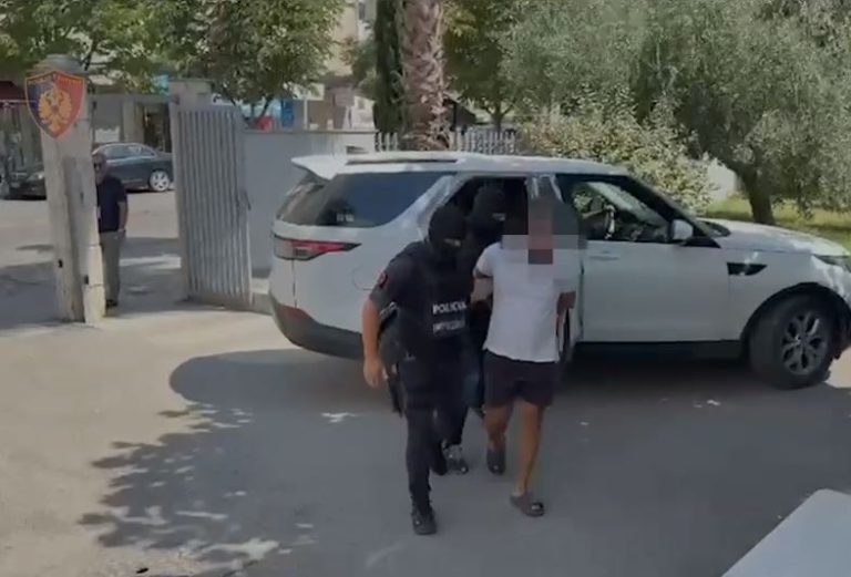 Në kërkim ndërkombëtar për trafik droge dhe pjesëmarrje në organizata kriminale, arrestohen në Durrës 2 persona