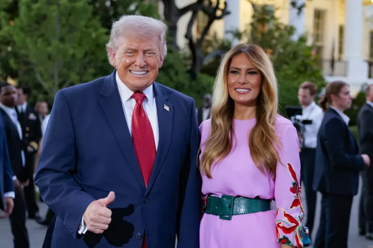 Deklarimet financiare të Trump ndezin debat, 10.71 milionë dollarë nga Amazon për dokumentarin e Melanias