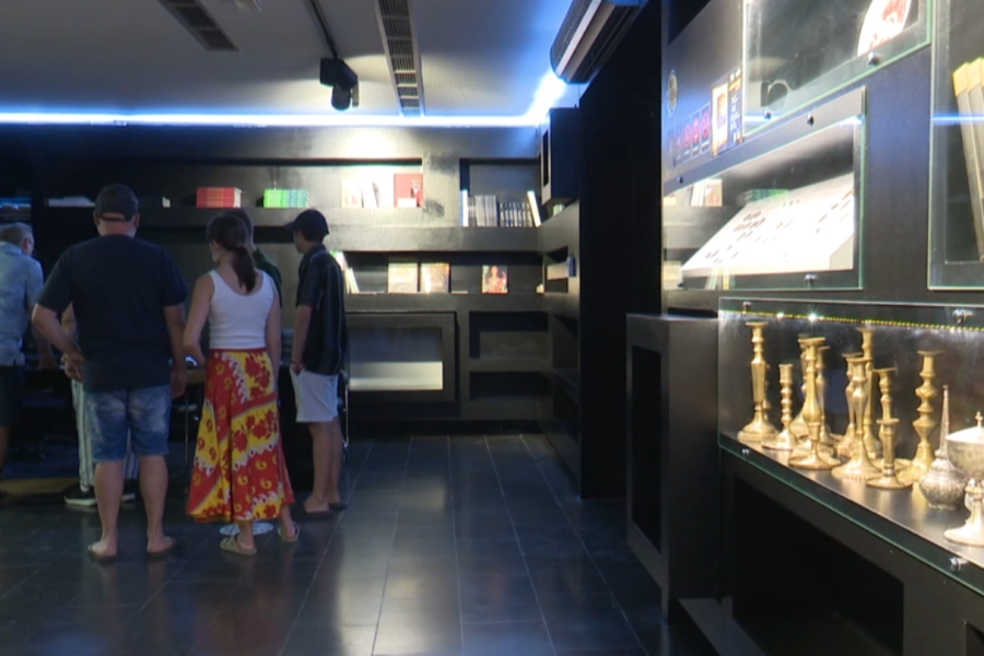 Ikonat e Onufrit dhe Shpatarakut tërheqin turistët, rritet interesi për Muzeun e Artit Mesjetar në Korçë