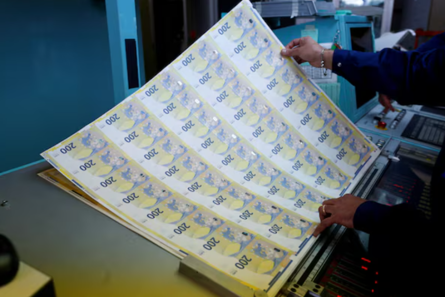 Banka Qendrore Evropiane prezanton modelet e reja të kartëmonedhave euro, qytetarët ftohen të votojnë