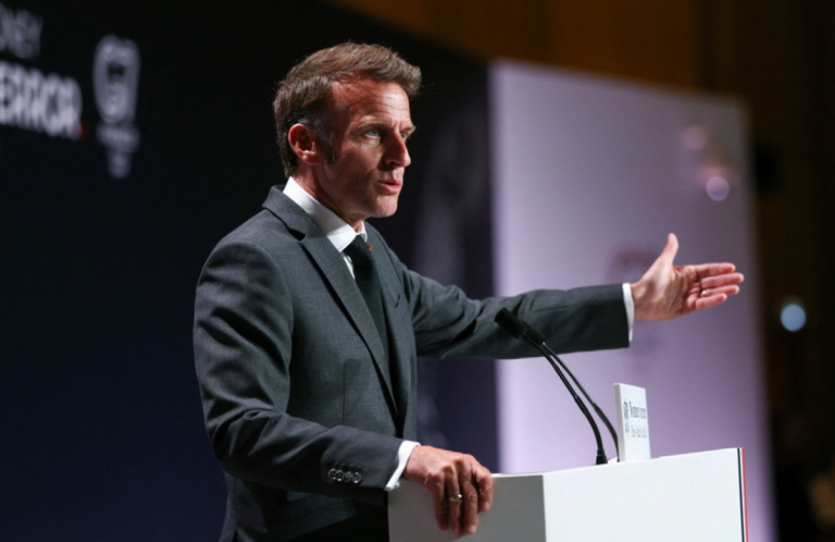 Macron premton rindërtimin pas zjarreve në Francë: Shteti do të jetë në terren sa të jetë e nevojshme