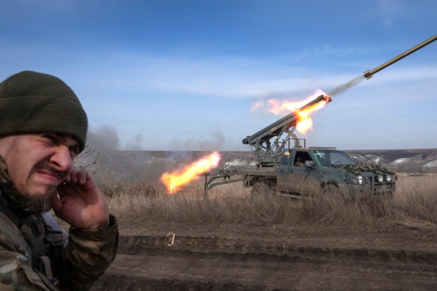 Burrat ukrainas në moshë ushtarake mund të humbasin mbrojtjen në BE, pritet vendimi